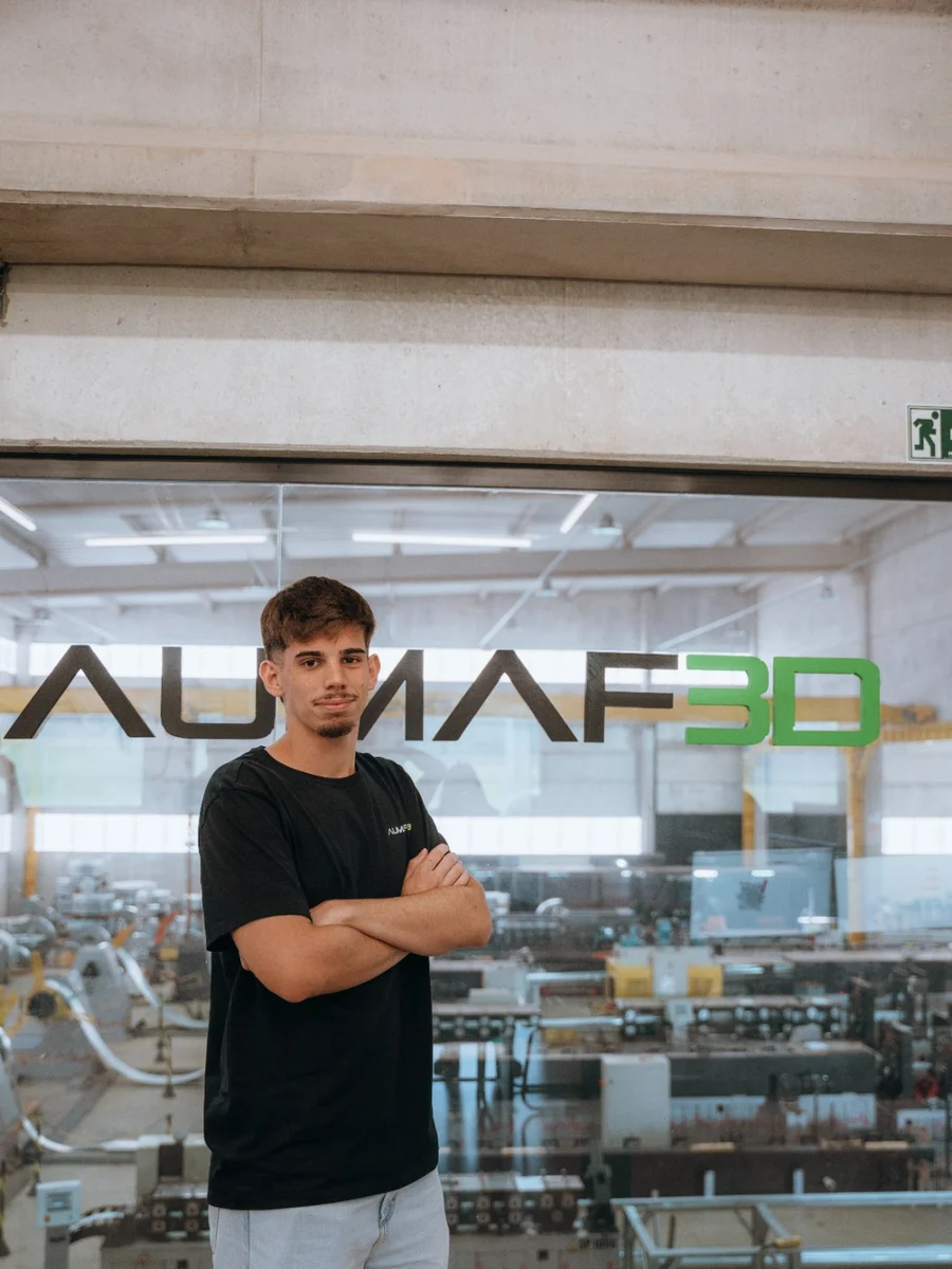 Foto de Felipe Gonsales — Estagiário de Impressão 3D